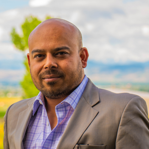 Amit Munshi Headshot.